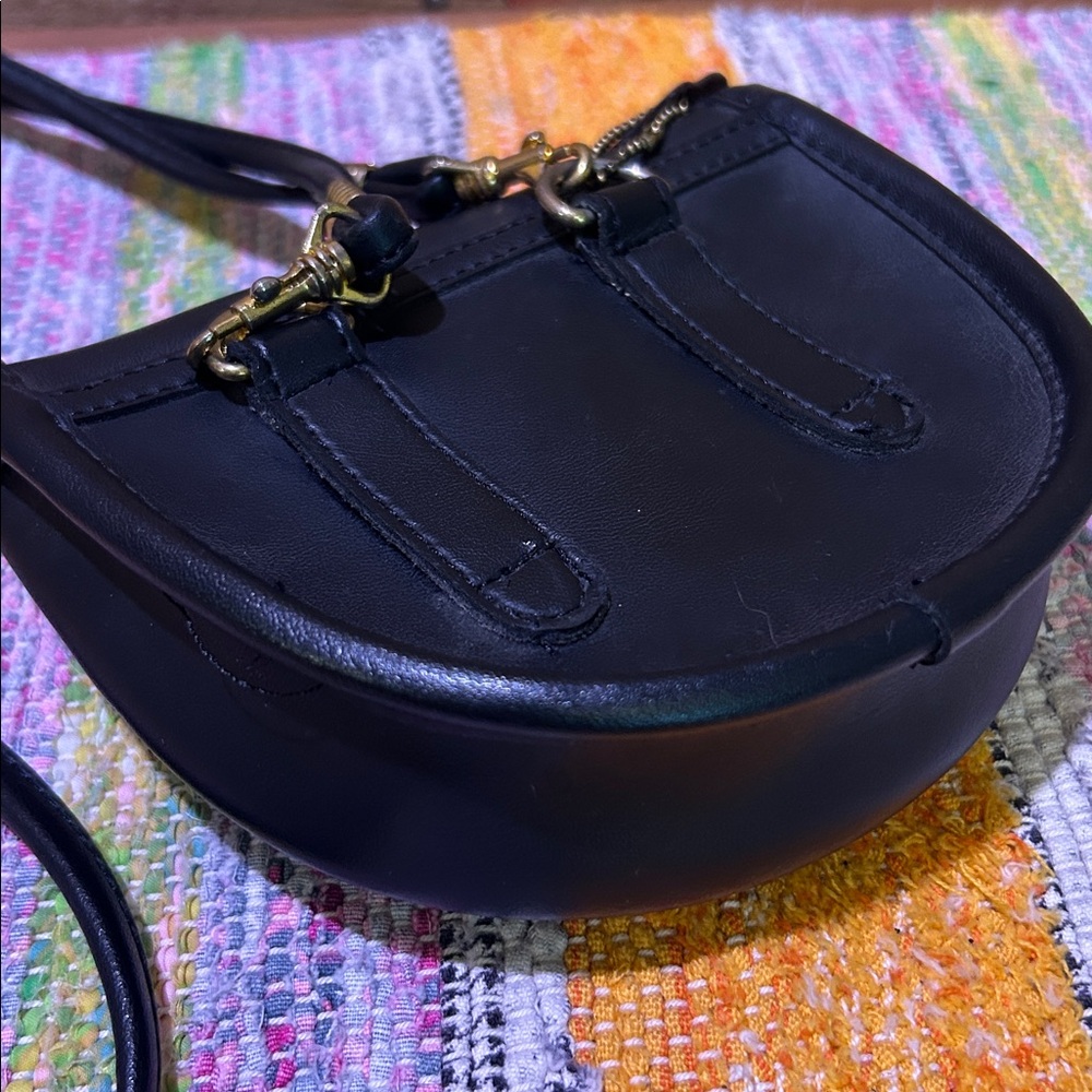 Vintage Coach Black Mini Crossbody Belt Bag Made in USA Turnlock Rare - Picture 4 of 6